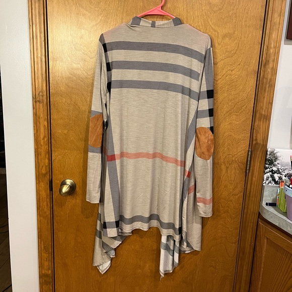 CHIC SOUL neutral plaid long sleeve cardigan with elbow pads - Picture 2 of 5